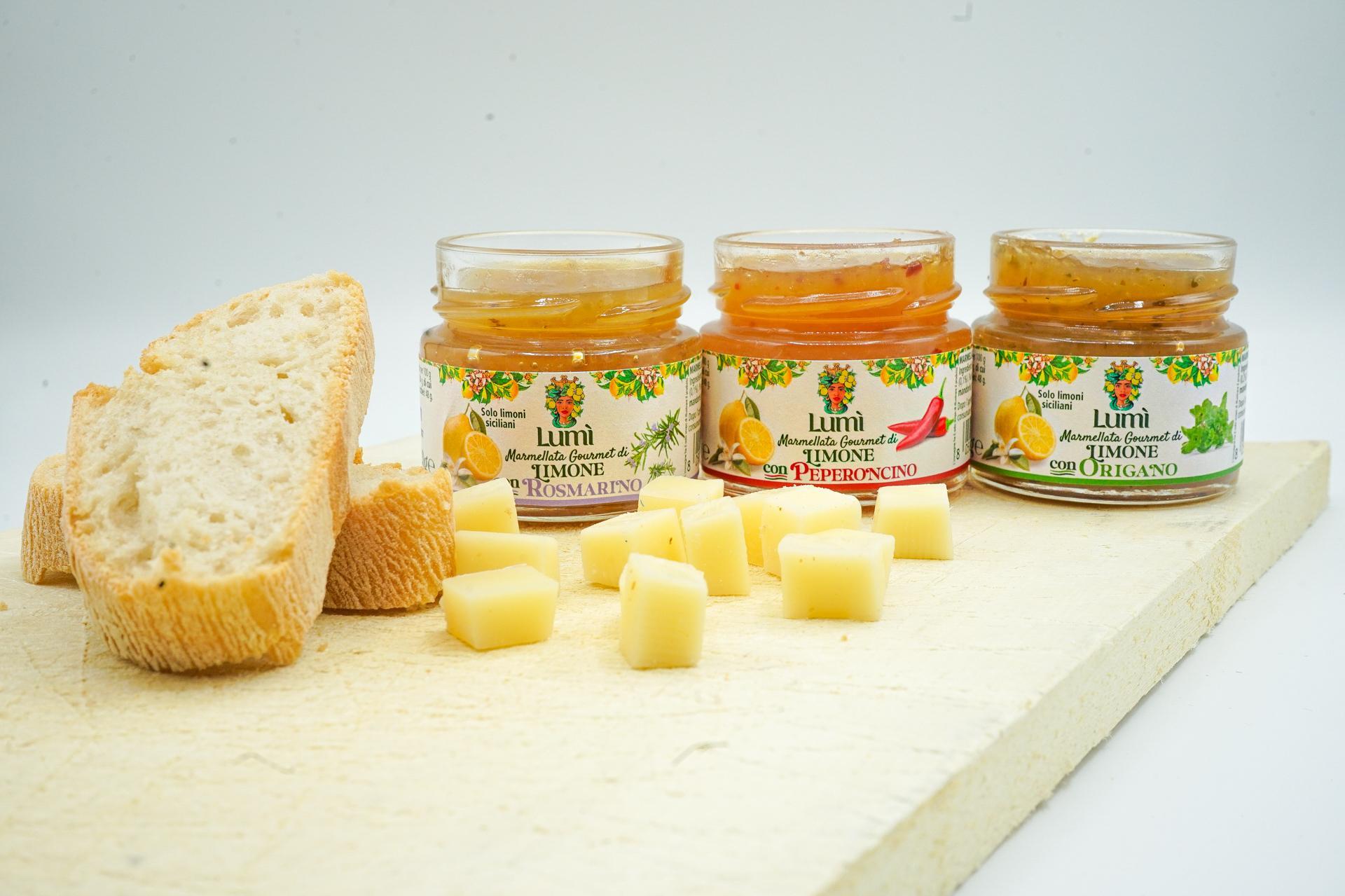 Marmellata gourmet Lumi di limone e rosmarino - Confezione da 12 vasetti da 120gr